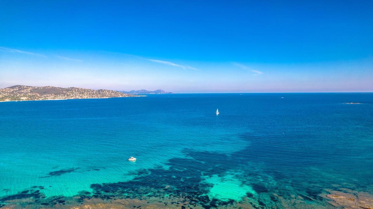 Superbe Villa, Incroyable Vue Mer, Piscine Chauffee, Climatisee Sainte-Maxime Zewnętrze zdjęcie