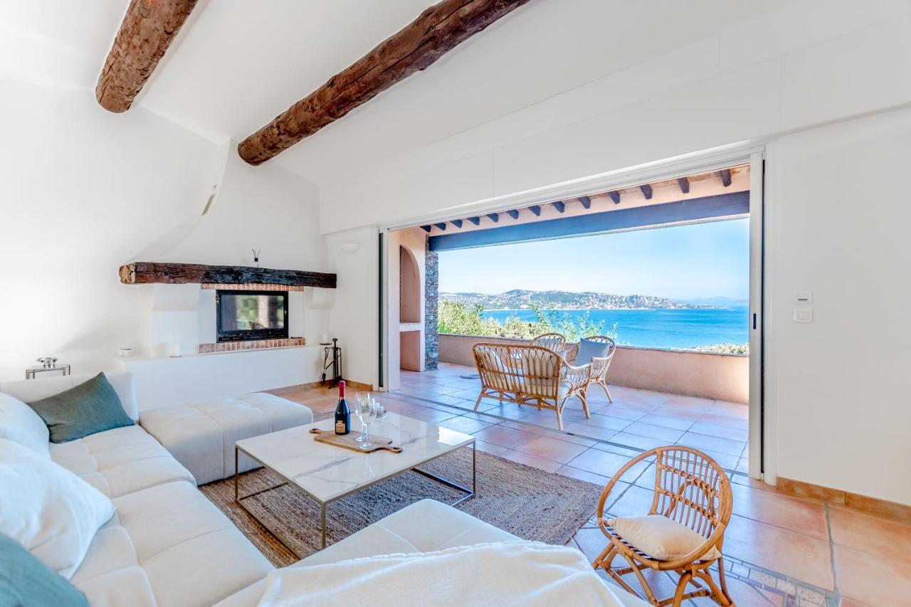 Superbe Villa, Incroyable Vue Mer, Piscine Chauffee, Climatisee Sainte-Maxime Zewnętrze zdjęcie