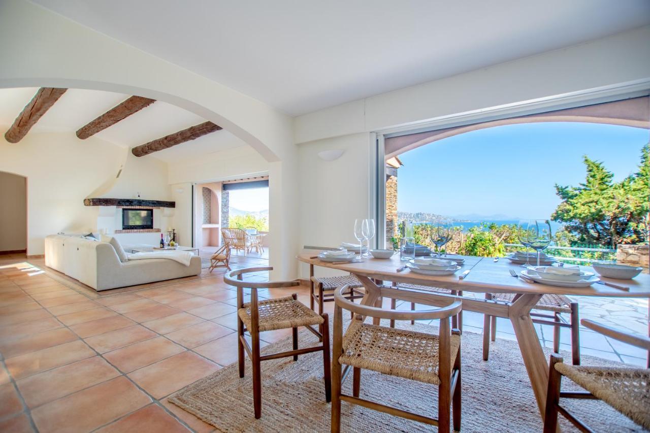 Superbe Villa, Incroyable Vue Mer, Piscine Chauffee, Climatisee Sainte-Maxime Zewnętrze zdjęcie