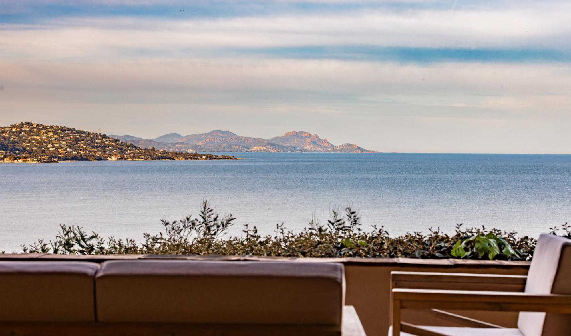 Superbe Villa, Incroyable Vue Mer, Piscine Chauffee, Climatisee Sainte-Maxime Zewnętrze zdjęcie