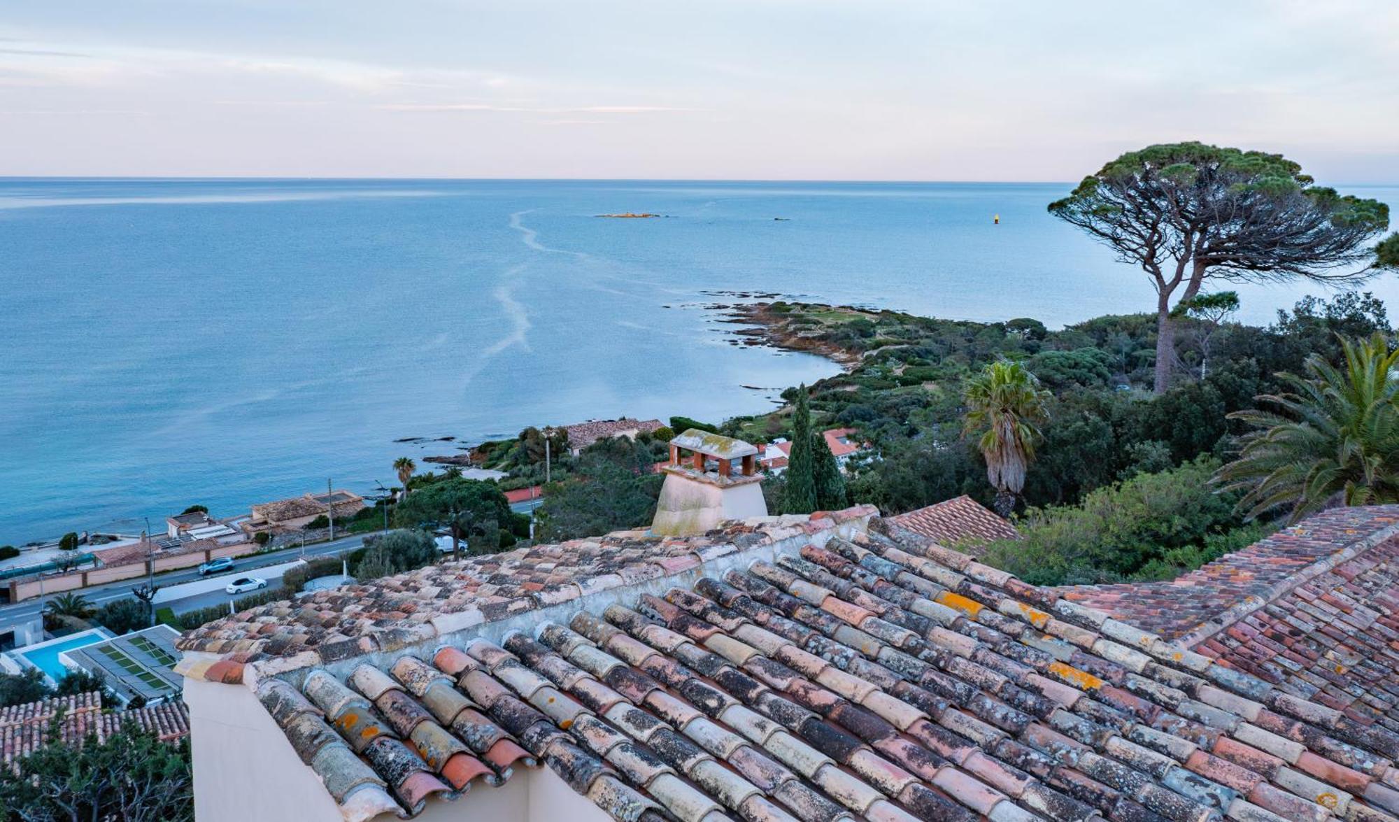 Superbe Villa, Incroyable Vue Mer, Piscine Chauffee, Climatisee Sainte-Maxime Zewnętrze zdjęcie