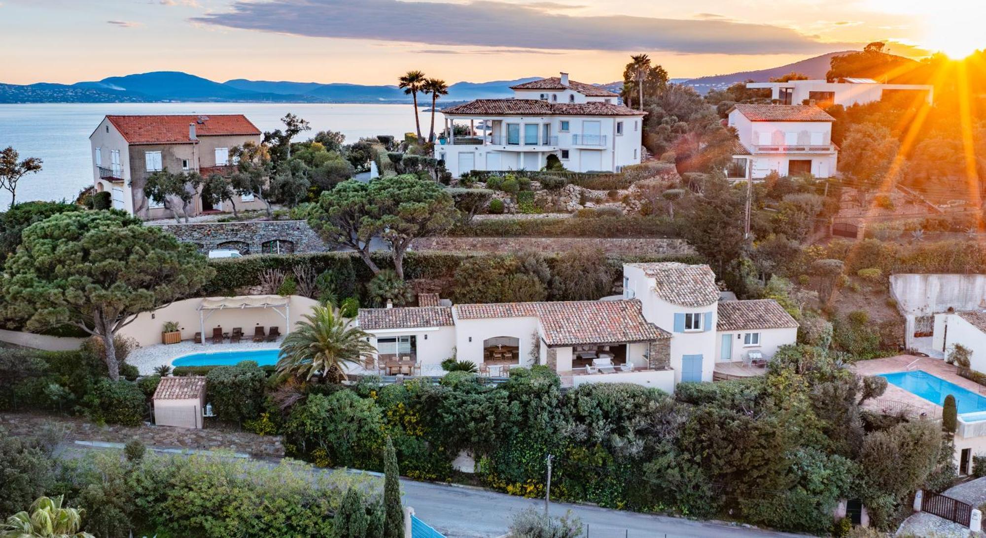 Superbe Villa, Incroyable Vue Mer, Piscine Chauffee, Climatisee Sainte-Maxime Zewnętrze zdjęcie